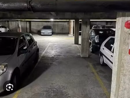 location garage 60 m² à pontoise (95000)
