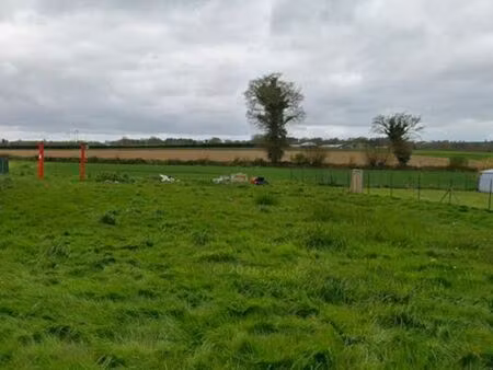 terrain 800 m² ereac
