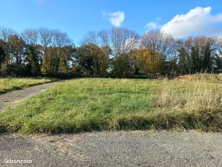 terrain 786 m² saint judoce