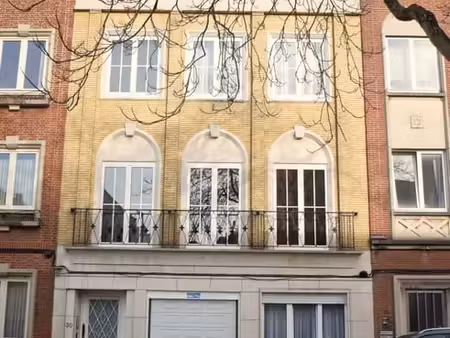 appartement 2 ch. lumineux 82 m² + garage – proche thieffry
