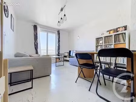 appartement 3 pièces 53 m²
