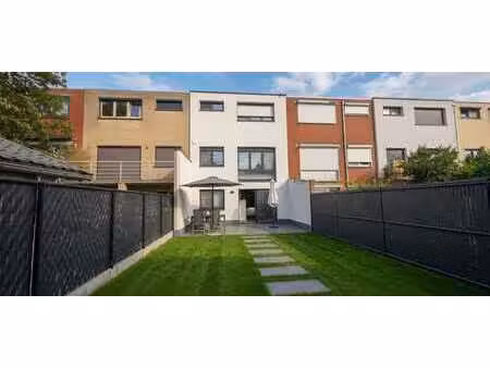 prachtig gerenoveerde woning te dendermonde.