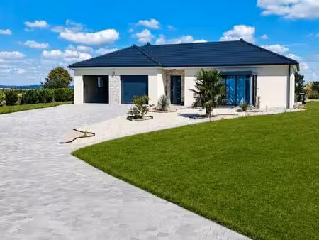 pavillon 5 pièces 140 m²