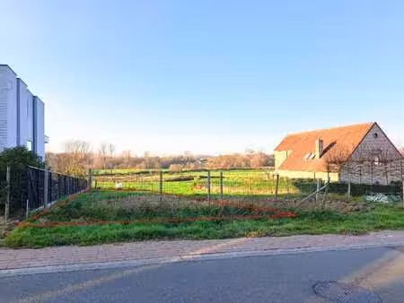 prachtige bouwgrond voor halfopen bebouwing