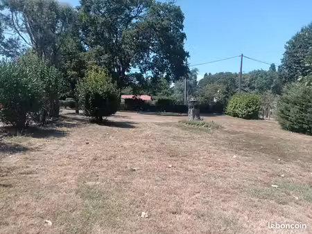 terrain viabilise montpon menesterol 800m2