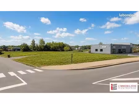 local commercial 300 m²