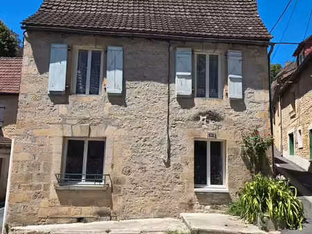 maison de ville rénovée avec cour