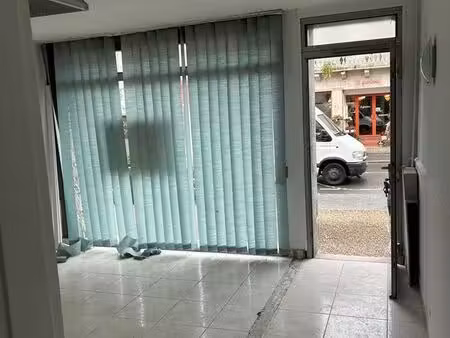 local commercial 20m2