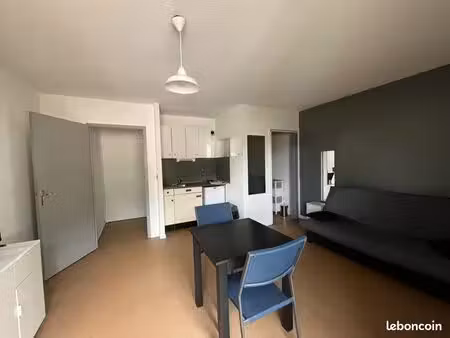 studio meublé