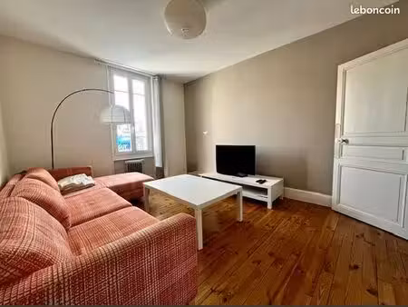 appartement 80 m2 clermont ferrand place delille