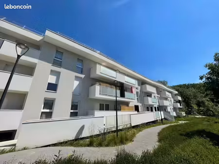appartement 3 pièces 63 m²