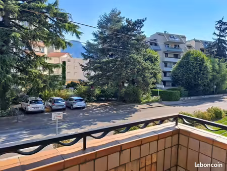 appartement 3 pièces 81 m²