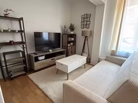 très beau 2 pièces à louer refait à neuf