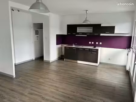 studios 30m2 avec balcon