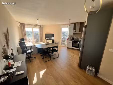 appartement sécurisée 3 pièces 60m avec garage box