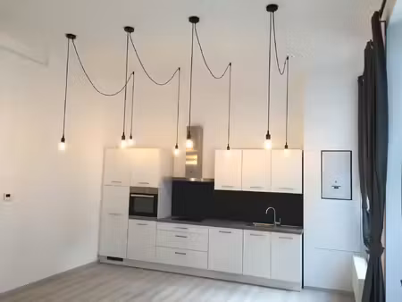 appartement à louer à rue de la fenderie charleroi (rwc43176)