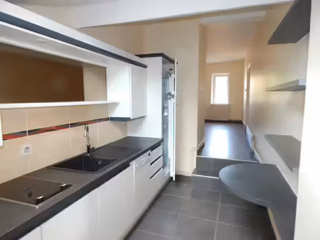 location appartement 3 pièces 95 m² à annonay (07100)