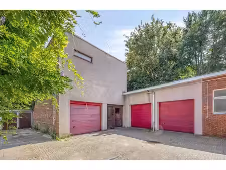 commercieel te koop in geel