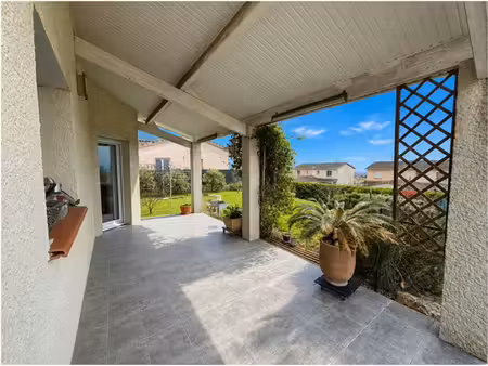 castelnau d' estretefonds maison 4 pièces de plain pied 109m² garage