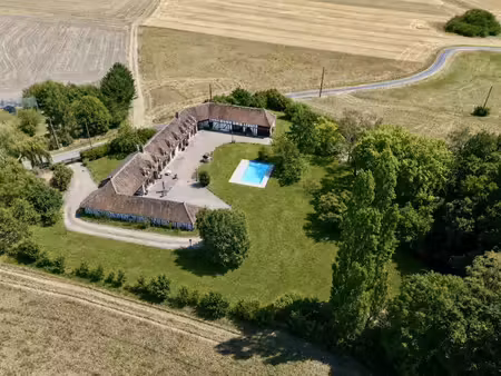 corps de ferme