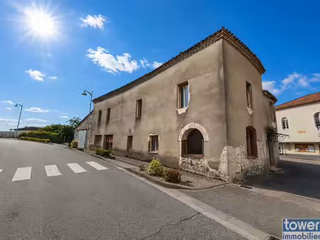 maison  6 pièce(s)  5 chambre(s)  180 m²
