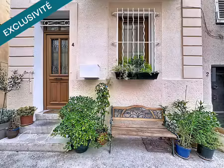 maison de ville rénovée au cœur de rousset