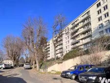 vente appartement 4 pièces à caluire-et-cuire (69300) : à vendre 4 pièces / 67m² caluire-e