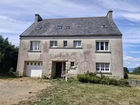 crozon - maison 10 pièces - fort potentiel
