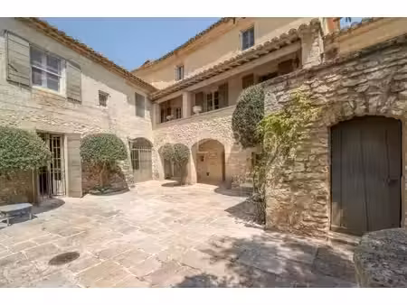 maison saint-maximin - 5 chambres - 442m²