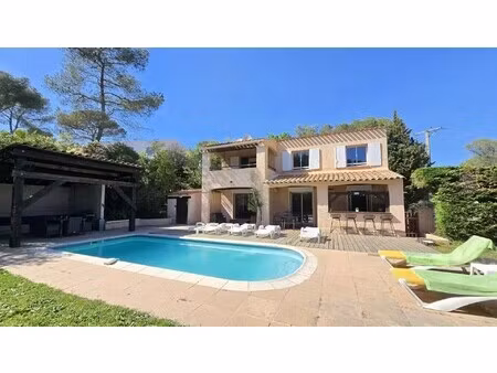 villa saint-raphaël - 3 chambres - 130m²