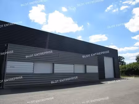 location local d’activités vern sur seiche 35770 452m²