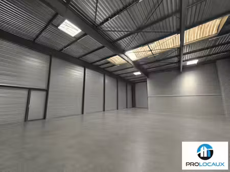 location entrepôt amiens 80080 1740m²