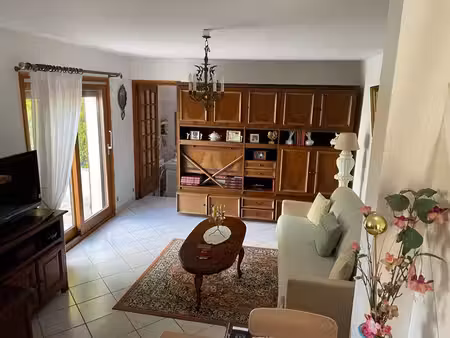 maison en hameau a chateau thebaud