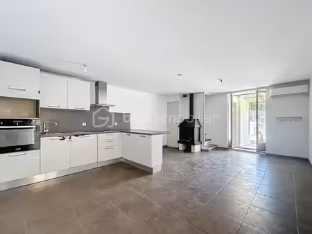 vente immeuble 4 pièces 80 m² à hérépian (34600)  95 000 €