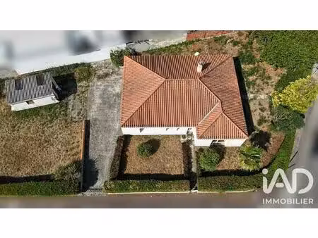 maison à aizenay (85190)