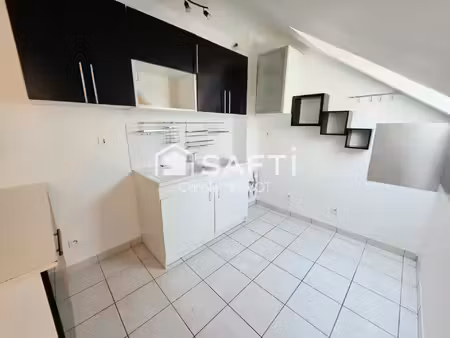 appartement 2 pièces 45 m² avec parking — résidence sécurisée
