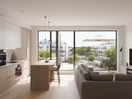 *retour: 4 pièces duplex avec terrasse + parking*