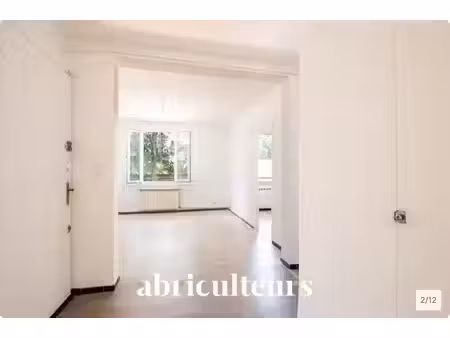 appartement lumineux en vente à marseille 12e impasse de la marionne