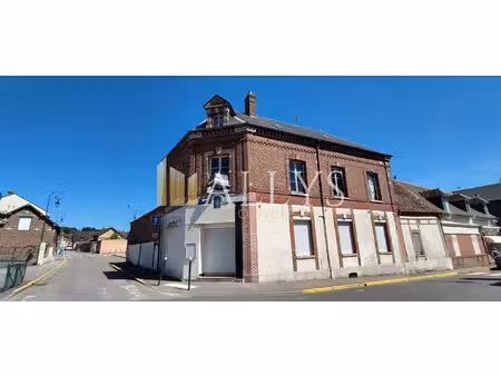 immeuble 6 pièces et commerce 226m²