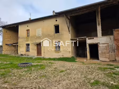 maison 90 m² - terrain 700 m² - travaux a prevoir -