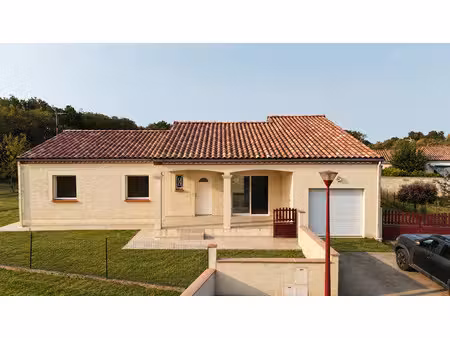 soual  maison récente de 135 m2 avec un grand jardin