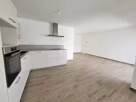 vente maison 5 pièces  95.72m²  bretignolles
