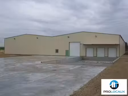 location entrepôt roye 80700 2900m²