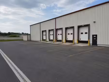 location entrepôt nantes 44000 1200m²