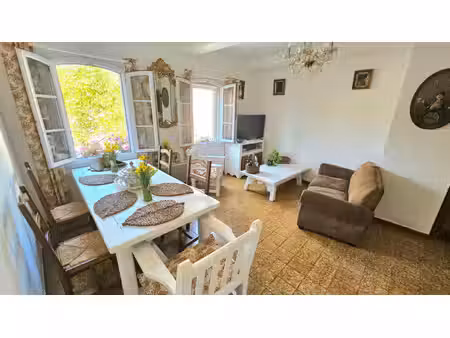 appartement t2 lumineux de 47 m² ? au coeur de claviers   var