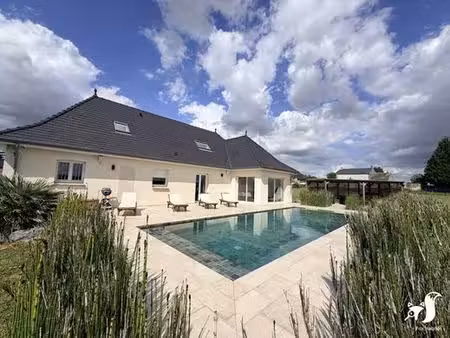 maison de luxe en vente à cagnoncles  hauts-de-france