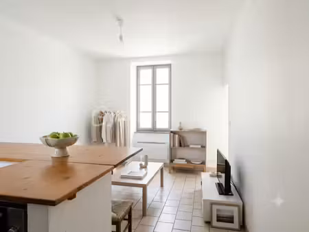 studette de 32 27 m² à montereau-fault-yonne