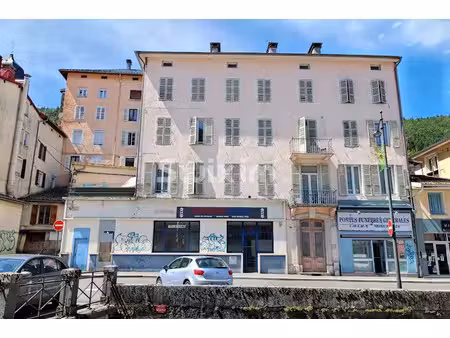 vente immeuble 19 pièces 326 m² à hauts de bienne (39400)  440 000 €
