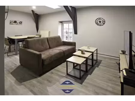 vente immeuble 6 pièces 160 m² à niort (79000)  370 000 €