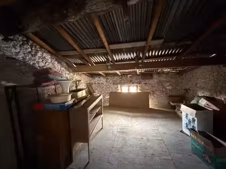 vente maison 6 pièces 104 m² saint-jeannet (06640)